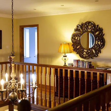 House Bed & Breakfast