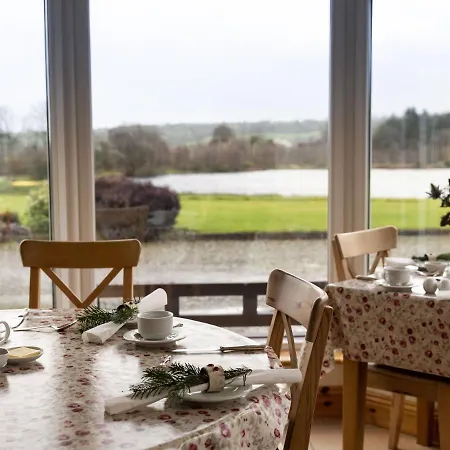Bed & Breakfast House 3*