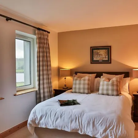 Bed & Breakfast House 3*