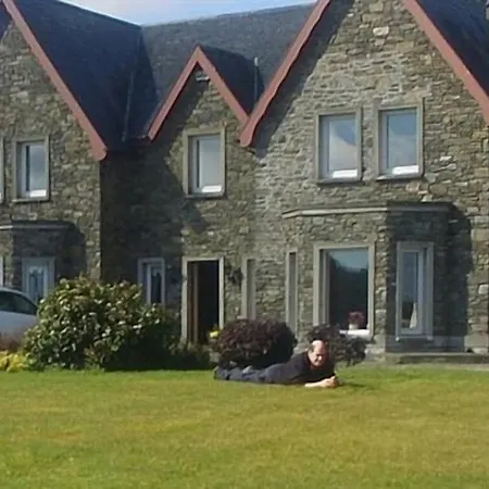 Bed & Breakfast House