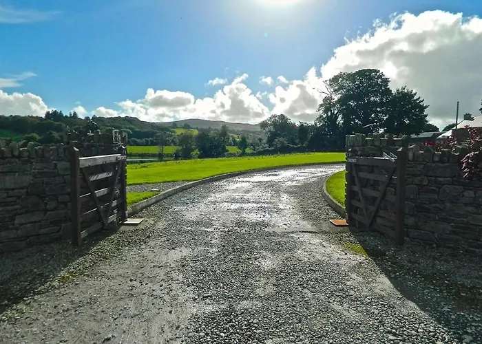 House Bed & Breakfast